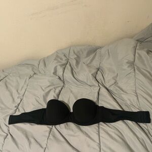 Black Strapless Bra